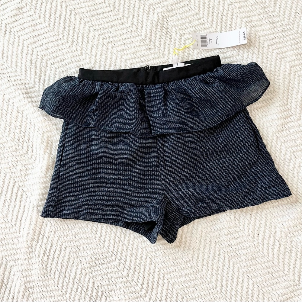 BCBGENERATION Navy Black High Waisted Ruffle Detail Shorts in size 0 NWT Shorts